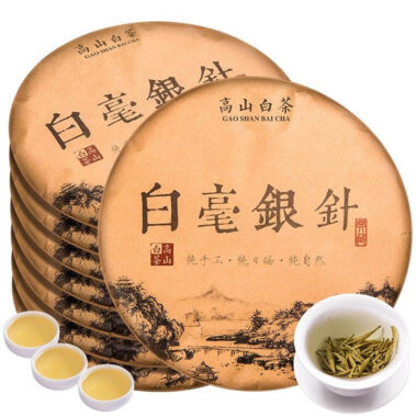 2014 Spring Fuding White Tea Cake [Baihaoyinzhen]