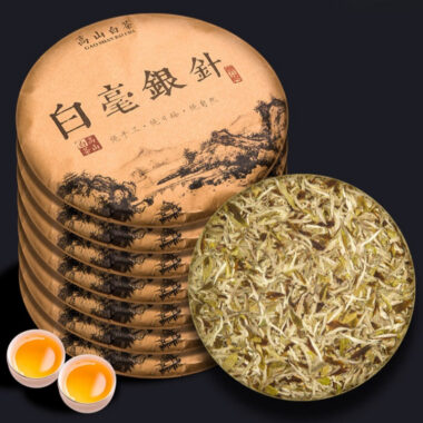 2014 Spring Fuding White Tea Cake [Baihaoyinzhen]