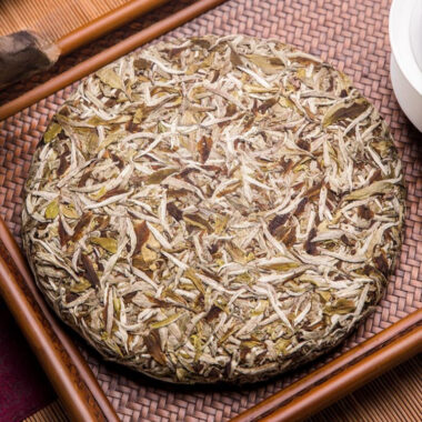 2014 Spring Fuding White Tea Cake [Baihaoyinzhen]