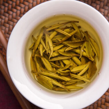 2014 Spring Fuding White Tea Cake [Baihaoyinzhen]