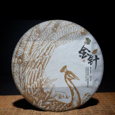 2017 Spring Yunnan Shu Puer Tea Cake [Golden Needle]