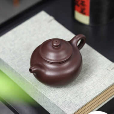 Full Handmade Yixing Zisha Teapot [Lotus Seed Pot] (Zi Ni – 350ml)