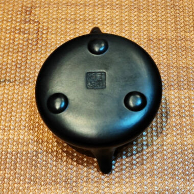 Full Handmade Yixing Zisha Teapot [Jingzhou Shi Piao Pot] (Hei Ni – 180/250ml)