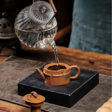 Full Handmade Yixing Zisha Teapot [Zhu Jie Pot] (Jin Jiang Po Ni – 90ml)