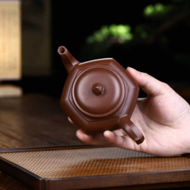 Full Handmade Yixing Zisha Teapot [Liufang Xiao Ying Pot] (Di Cao Qing – 280ml)