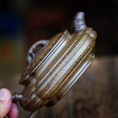Full Handmade Yixing Zisha Teapot [Jin Nang Xu Bian Pot] (Qing Duan Ni Firewood Fired – 200ml)