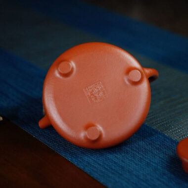 Full Handmade Yixing Zisha Teapot [Ziye Shi Piao Pot] (Zhu Ni – 140ml)