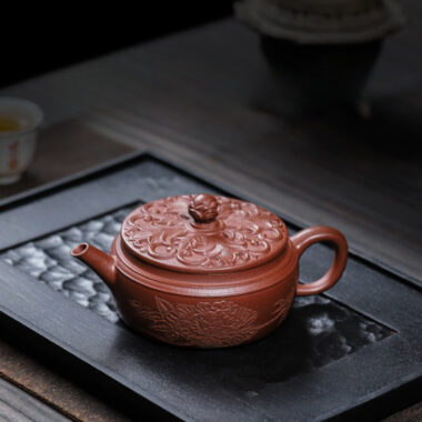 Full Handmade Yixing Zisha Teapot [Shengshi Huakui] (Zi Ni – 240ml)
