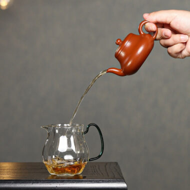 Full Handmade Yixing Zisha Teapot [Junde Pot] (Dahongpao – 130ml)