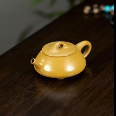 Yixing Zisha Teapot [Mini Jingzhou Shi Piao] (Huangjin Zhu Ni – 100ml)