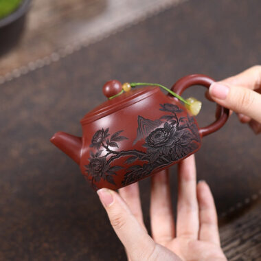 Yixing Zisha Teapot [Peony Shi Piao] (Long Xue Sha – 200ml)