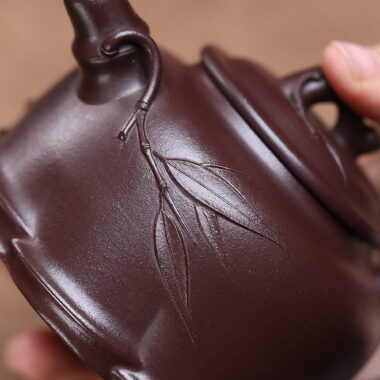 Yixing Zisha Teapot [Bamboo Section] (Zi Ni – 270ml)