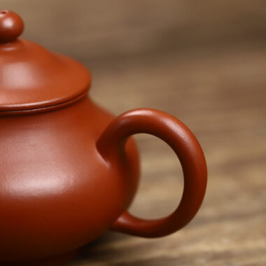 Full Handmade Yixing Zisha Teapot [Straw Hat Pot] (Zhao Zhuang Zhu Ni – 120ml)