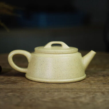 Full Handmade Yixing Zisha Teapot [Yu Zhao Pot] (Benson Lu Ni – 170ml)