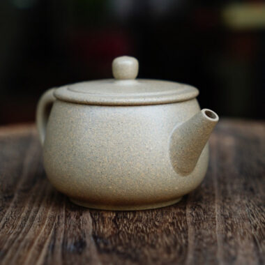 Full Handmade Yixing Zisha Teapot [Hanwa Pot] (Qing Duan Ni – 240ml)