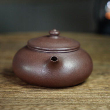 Full Handmade Yixing Zisha Teapot [Han Jiang Pot] (Zi Ni – 190ml)