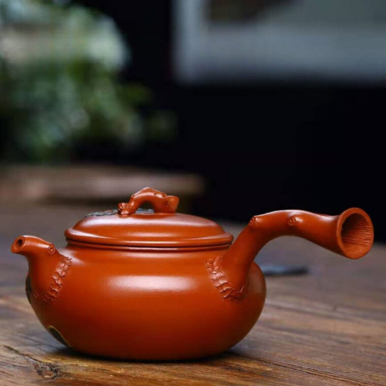 Full Handmade Yixing Zisha Teapot [Pine Needle Tang Yu Pot] (Zhu Ni – 280ml)