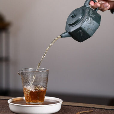 Yixing Zisha Teapot [Bafang Jing Lan] (Lu Ni – 280ml)