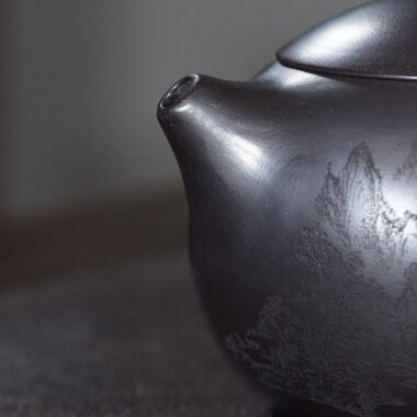 Yixing Zisha Teapot [Shanshui Xishi Pot] (Shi Huang – 400ml)