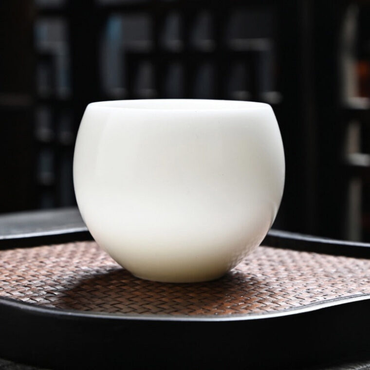 Ice Jade White Porcelain [Dragon Egg] Tea Cup 130ml