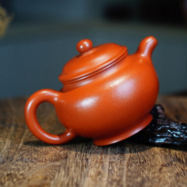 Full Handmade Yixing Zisha Teapot [Duo Zhi Pot] (Zhao Zhuang Zhu Ni – 250ml)