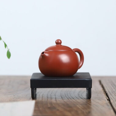 Full Handmade Yixing Zisha Teapot [Xishi Pot] (Zhu Ni – 130ml)
