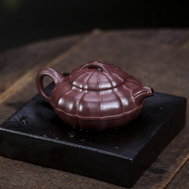 Full Handmade Yixing Zisha Teapot [Qing Yuan] (Zi Ni – 200ml)