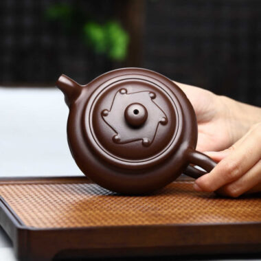 Full Handmade Yixing Zisha Teapot [3 Legs Ruyi Pot] (Shi Hong – 230ml)
