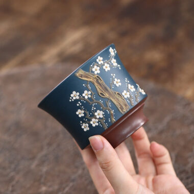 Handmade Yixing Zisha Master Tea Cup [Bi-color Plum Blossom] 180ml