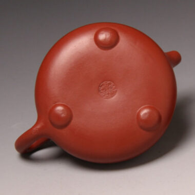 Full Handmade Yixing Zisha Teapot [Jingzhou Shi Piao Pot] (Dahongpao – 250ml)