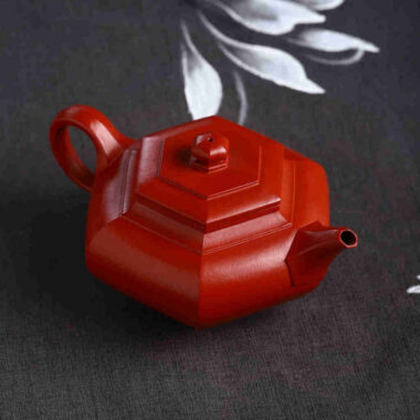 Full Handmade Yixing Zisha Teapot [Dabin Liufang Pot] (Zhu Ni – 260ml)