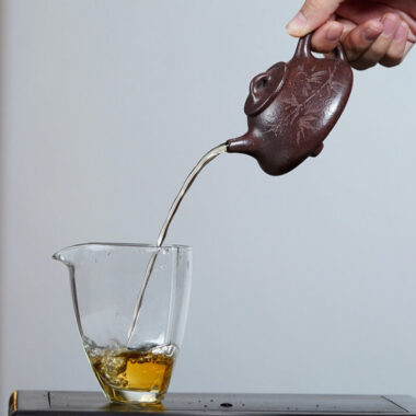 Yixing Zisha Teapot [Ziye Shi Piao] (Zi Ni/Huangjin Duan Ni – 120ml)