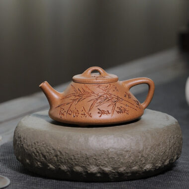 Yixing Zisha Teapot [Breeze Ziye Shi Piao] (Jiang Po Ni – 170ml / Zi Ni – 190ml)
