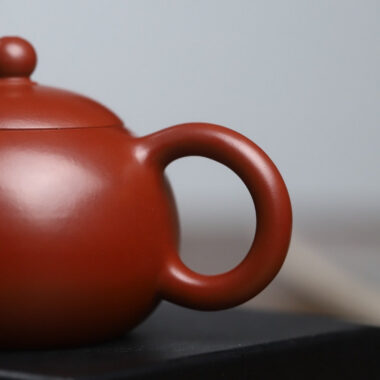 Full Handmade Yixing Zisha Teapot [Xishi Pot] (Zhu Ni – 130ml)