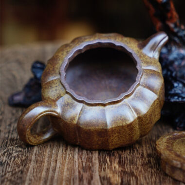 Full Handmade Yixing Zisha Teapot [Jinnang Zhou Pan Pot] (Qing Duan Ni Firewood Fired – 140ml)