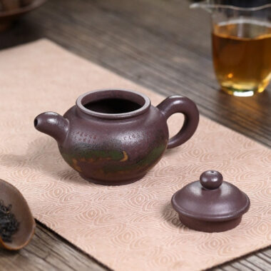 Full Handmade Yixing Zisha Teapot [The Great Wall] (30 Mu Jinsha Zi Ni – 300ml)