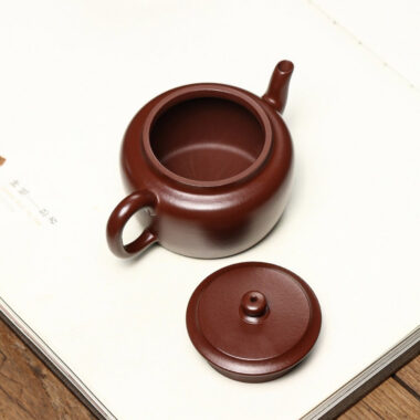 Full Handmade Yixing Zisha Teapot [Lianzi Pot] (Zi Zhu Ni – 190ml)