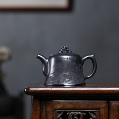 Yixing Zisha Teapot [Mountain Jinzhong] (Shi Huang – 310ml)