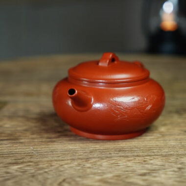 Full Handmade Yixing Zisha Teapot [Xiang Yun Pot] (Zhu Ni – 150ml)