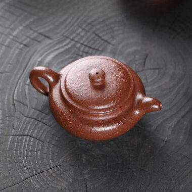 Full Handmade Yixing Zisha Teapot [Bian Fu] (Tao Hua Ni – 200ml)