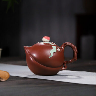 Full Handmade Yixing Zisha Teapot [Luye Shoutao] (Hong Pi Long – 280ml)