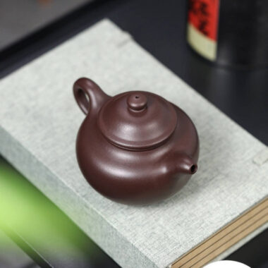 Full Handmade Yixing Zisha Teapot [Lotus Seed Pot] (Zi Ni – 350ml)