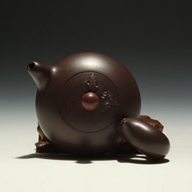 Full Handmade Yixing Zisha Teapot [Squirrel Pot] (Lao Zi Ni – 120/150ml)