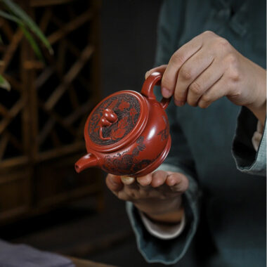 Full Handmade Yixing Zisha Teapot [Good Fortune] (Long Xue Sha – 200ml)