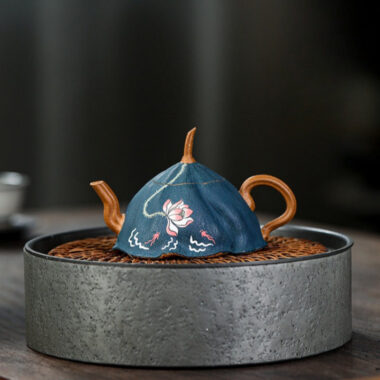 Full Handmade Yixing Zisha Teapot [Yu Lian Hua Wu] (Duan Ni – 100ml)