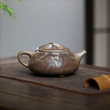 Yixing Zisha Teapot [Guanshan Jingzhou Shi Piao] (Chenxiang Ni Firewood Firing – 580ml)