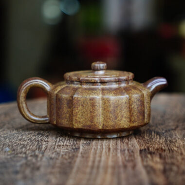 Full Handmade Yixing Zisha Teapot [Jinnang Zhou Pan Pot] (Qing Duan Ni Firewood Fired – 140ml)