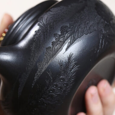 Yixing Zisha Teapot [Shanshui Fanggu] (Shi Huang – 400ml)