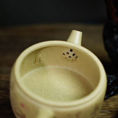 Full Handmade Yixing Zisha Teapot [Hanwa Pot] (Benson Lu Ni – 160ml)