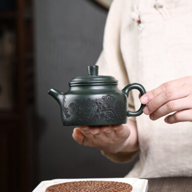Yixing Zisha Teapot [Dezhong] (Lu Ni – 300ml)